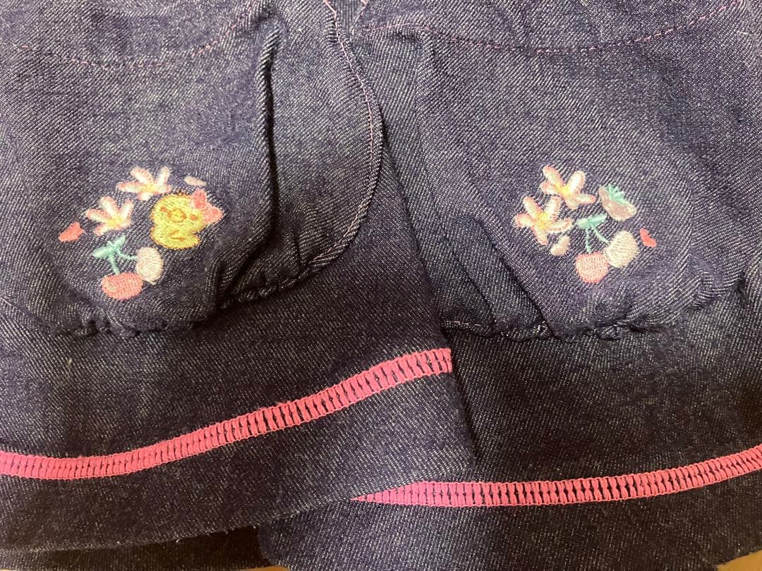 メゾピアノ　水着　上135、下130