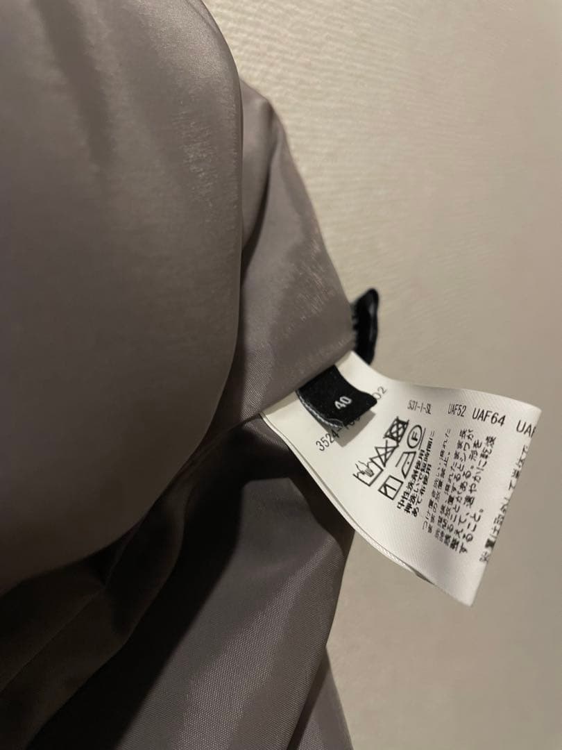 フォーマルスーツ　スカートスーツ　ノーカラージャケット　40サイズ　Lサイズ