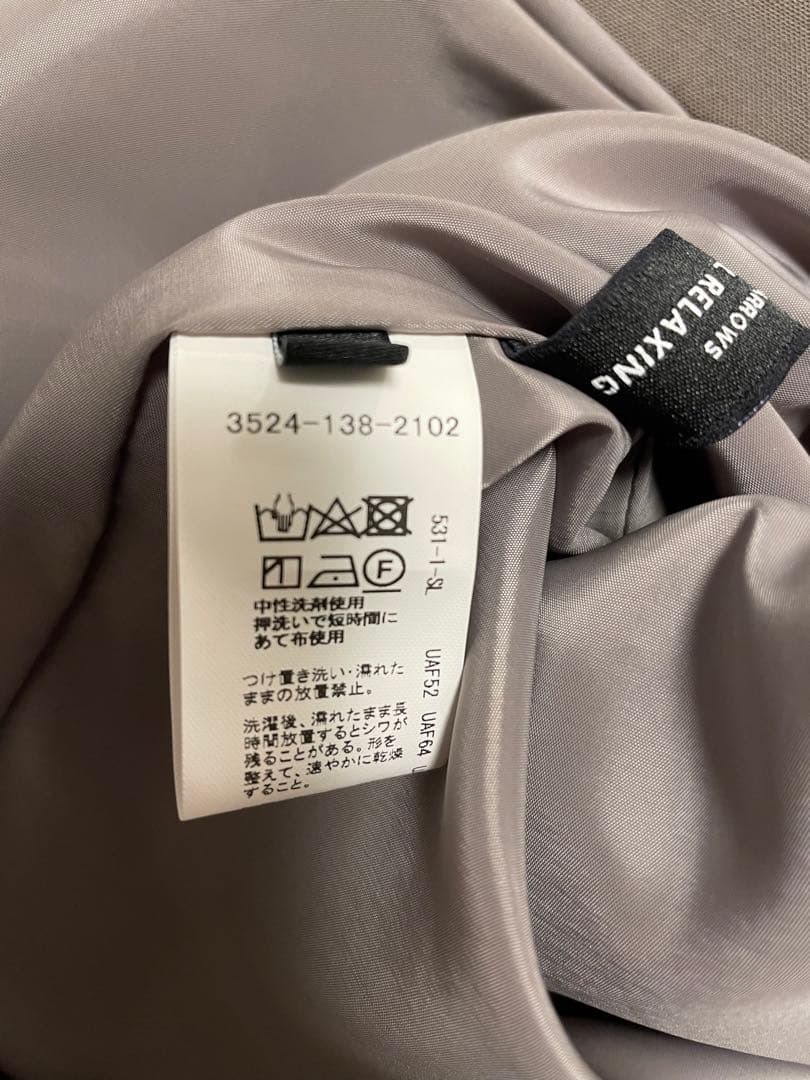 フォーマルスーツ　スカートスーツ　ノーカラージャケット　40サイズ　Lサイズ