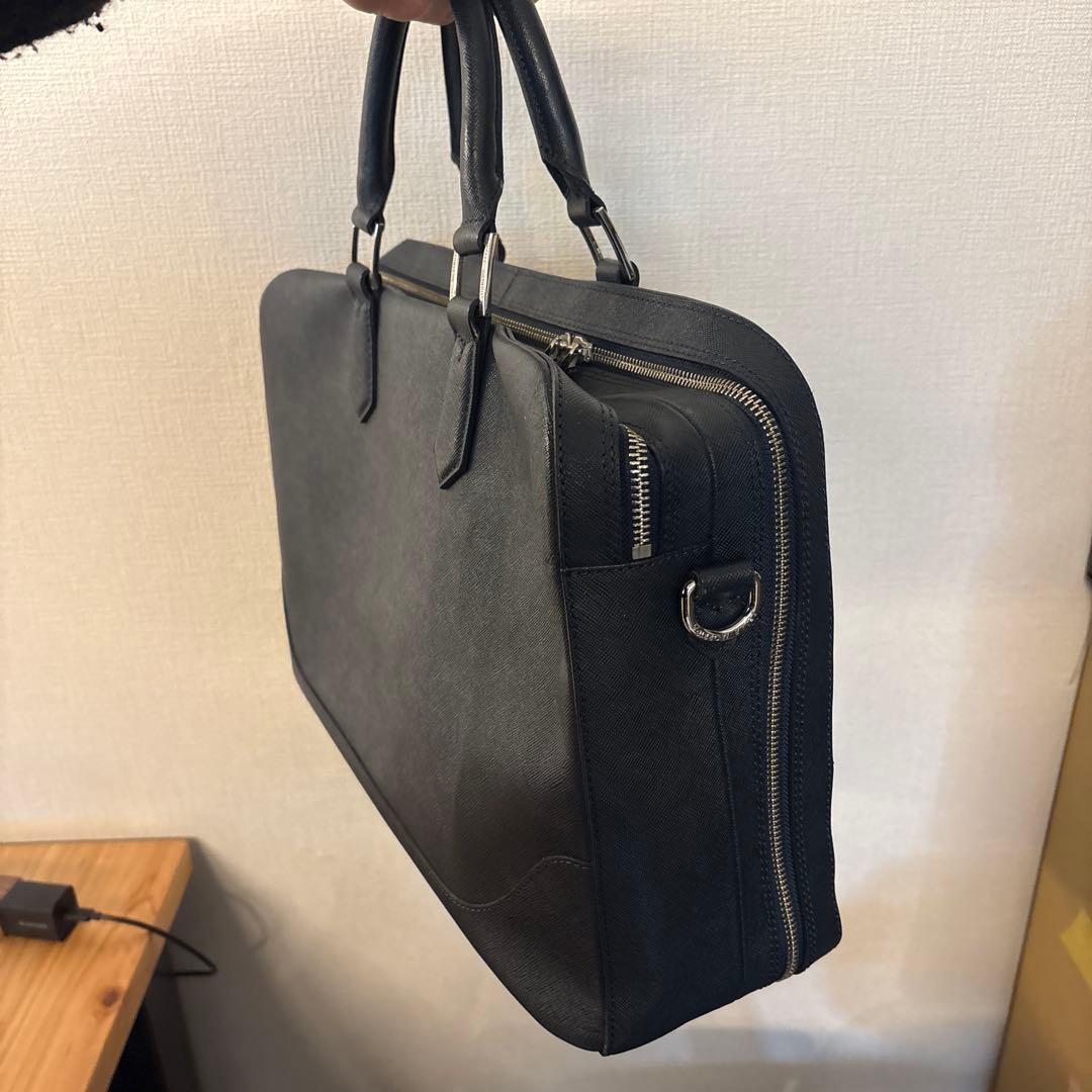 ペッレモルビダ　ビジネスバッグ　ネイビー　ショルダーストラップ付