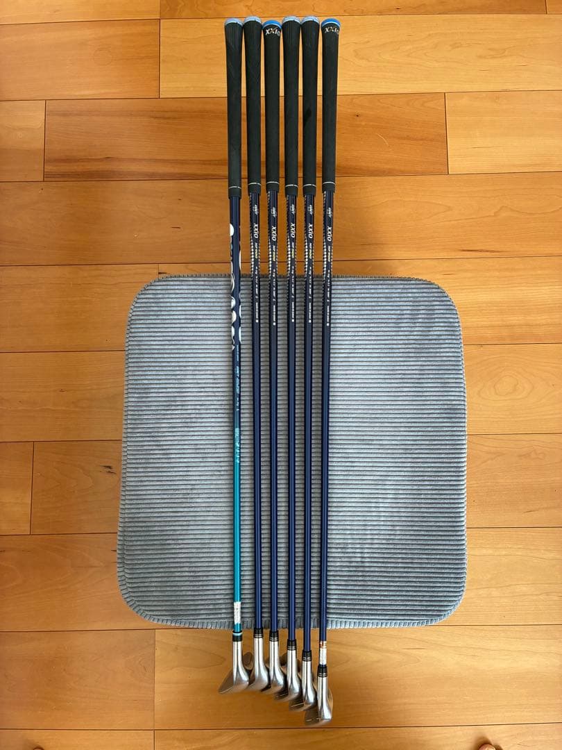 ゼクシオ9レディース アイアンセット➕ゼクシオ12 AW （Flex-L）