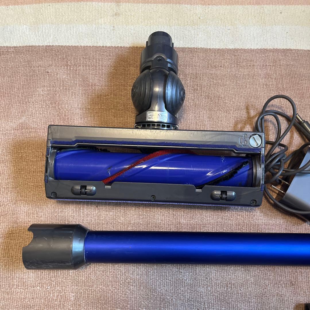 ⑧ すぐ使える！動作品！dysonダイソンコードレスクリーナー純正SV11