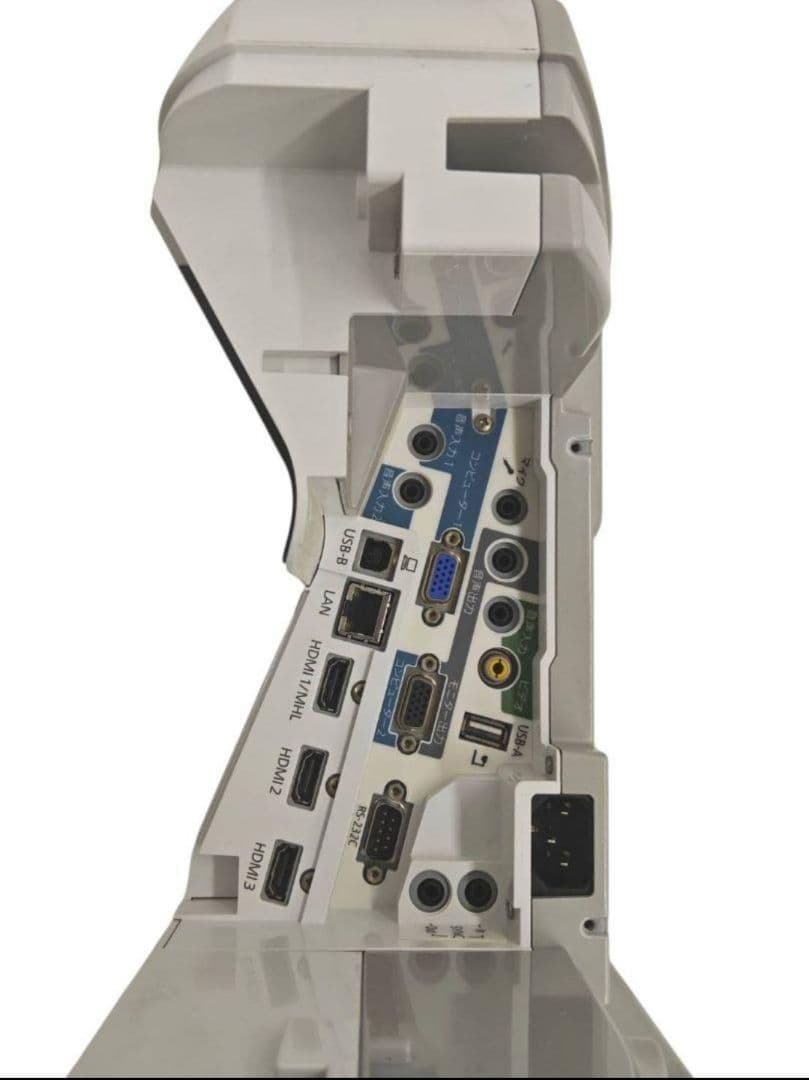 リモコン付EPSON プロジェクタ　EB-685WT *1000時間台　映画