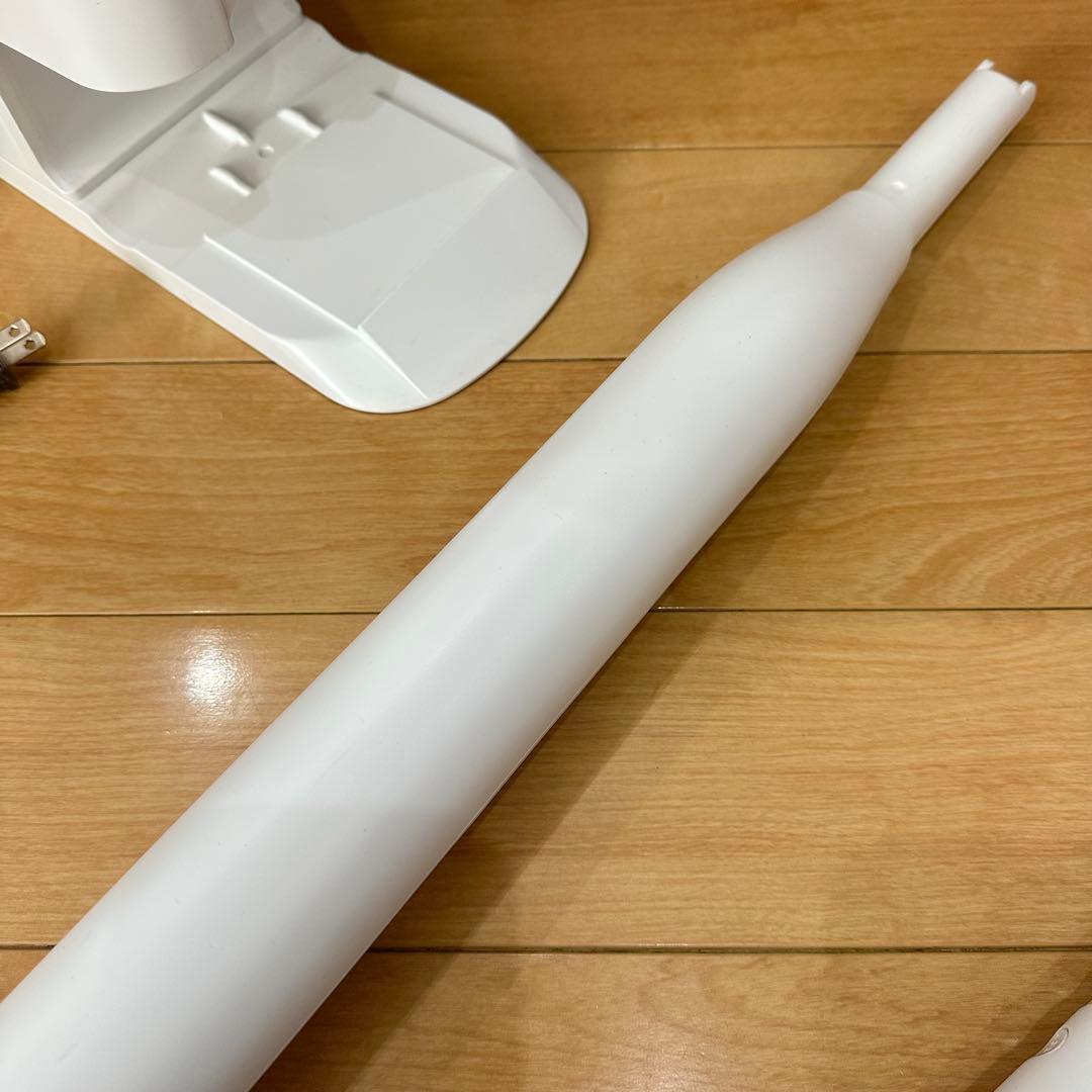 Panasonic MC-NS10K コードレス掃除機 2023年製