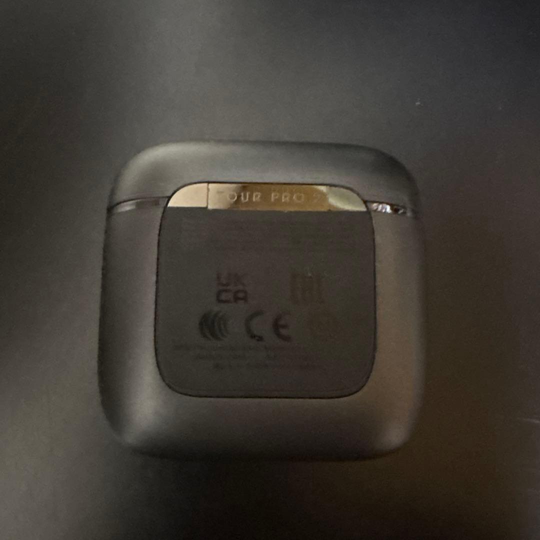 JBL TOUR PRO2 ワイヤレスイヤホン　JBL