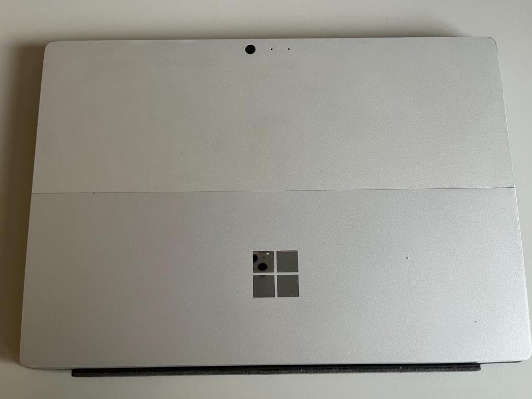 Microsoft Surface pro 5（箱あり）