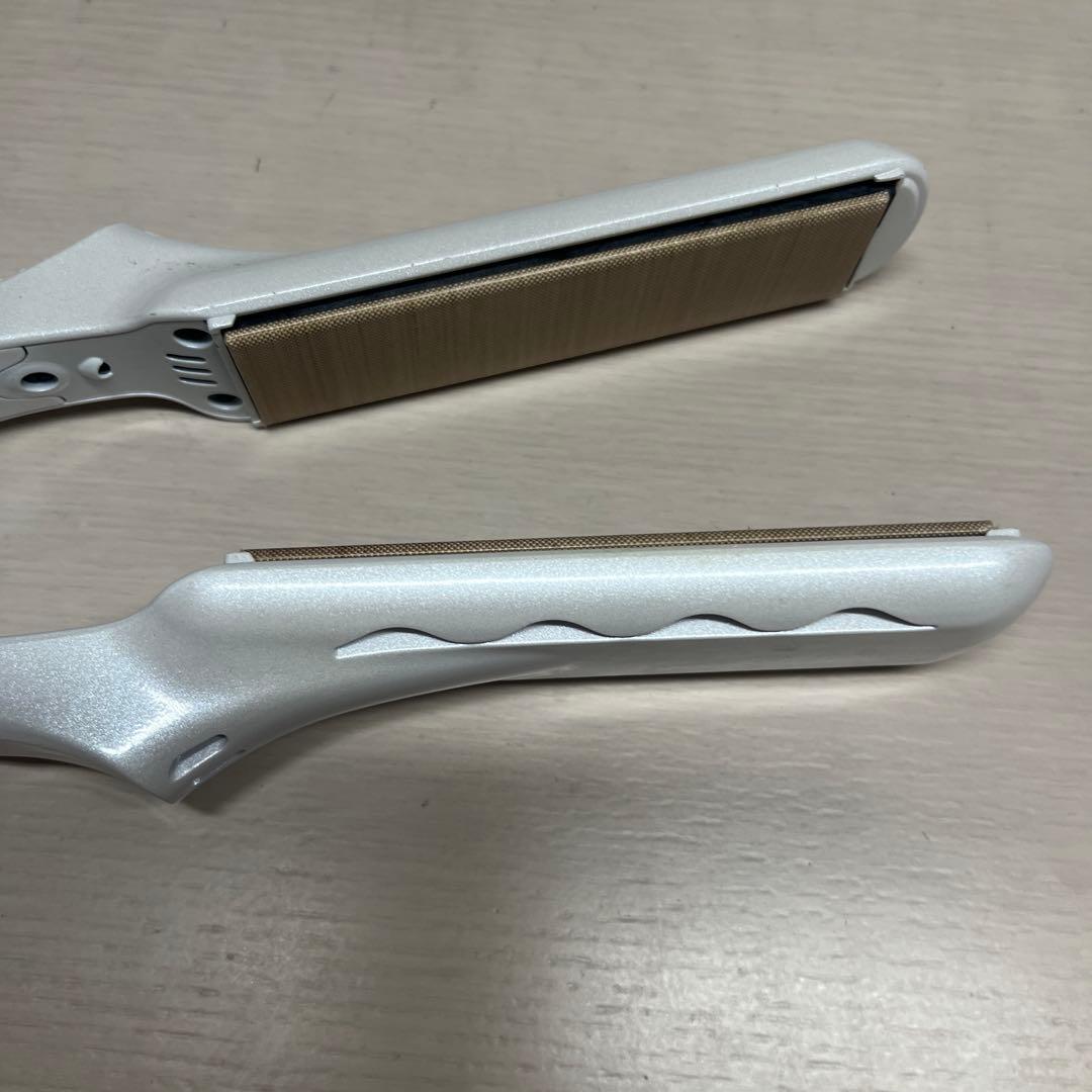 最終値下げ！比較的美品！絹女KINUJO ストレートヘアアイロンLM125