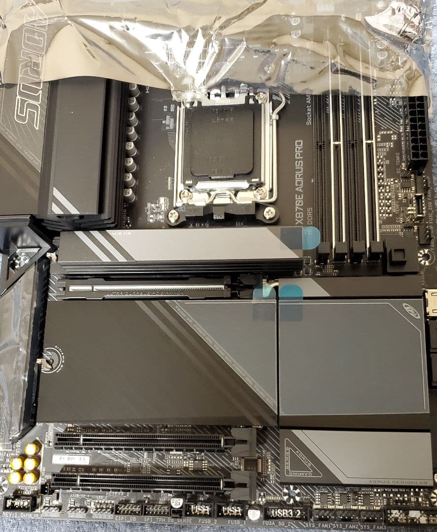新品未使用 X870E AORUS PRO マザーボード