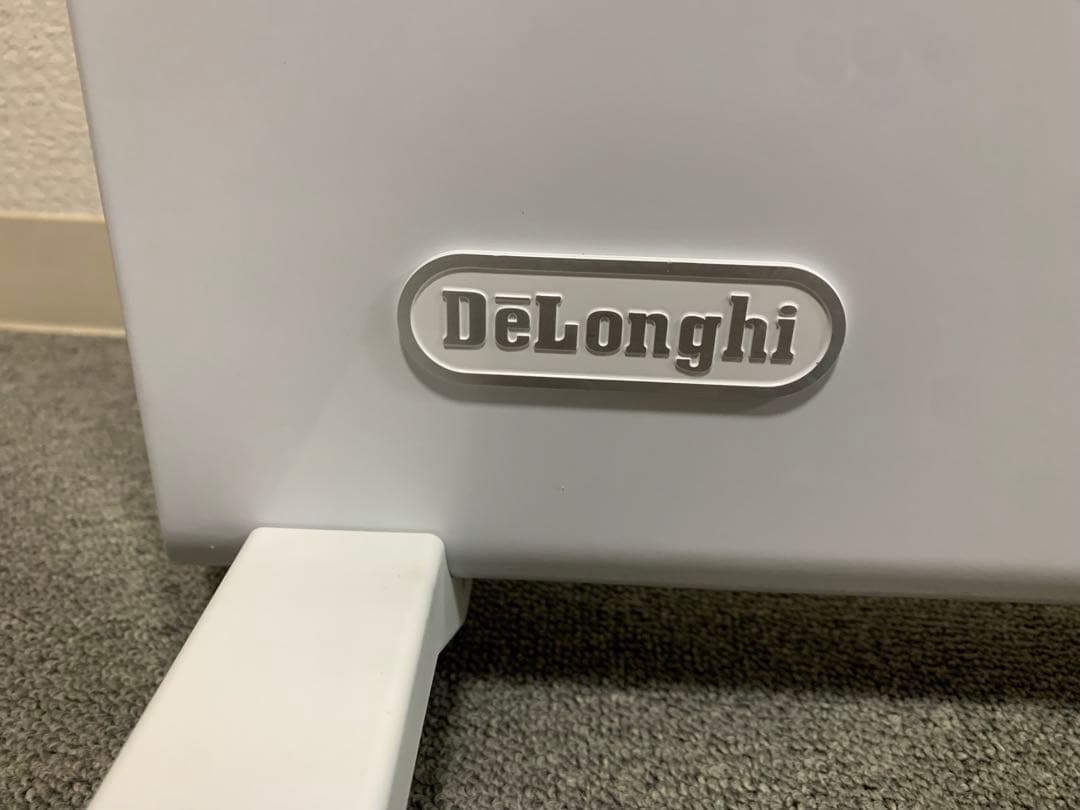 デロンギ　コンベクターヒーター　HXJ60L12-WH 2023年購入