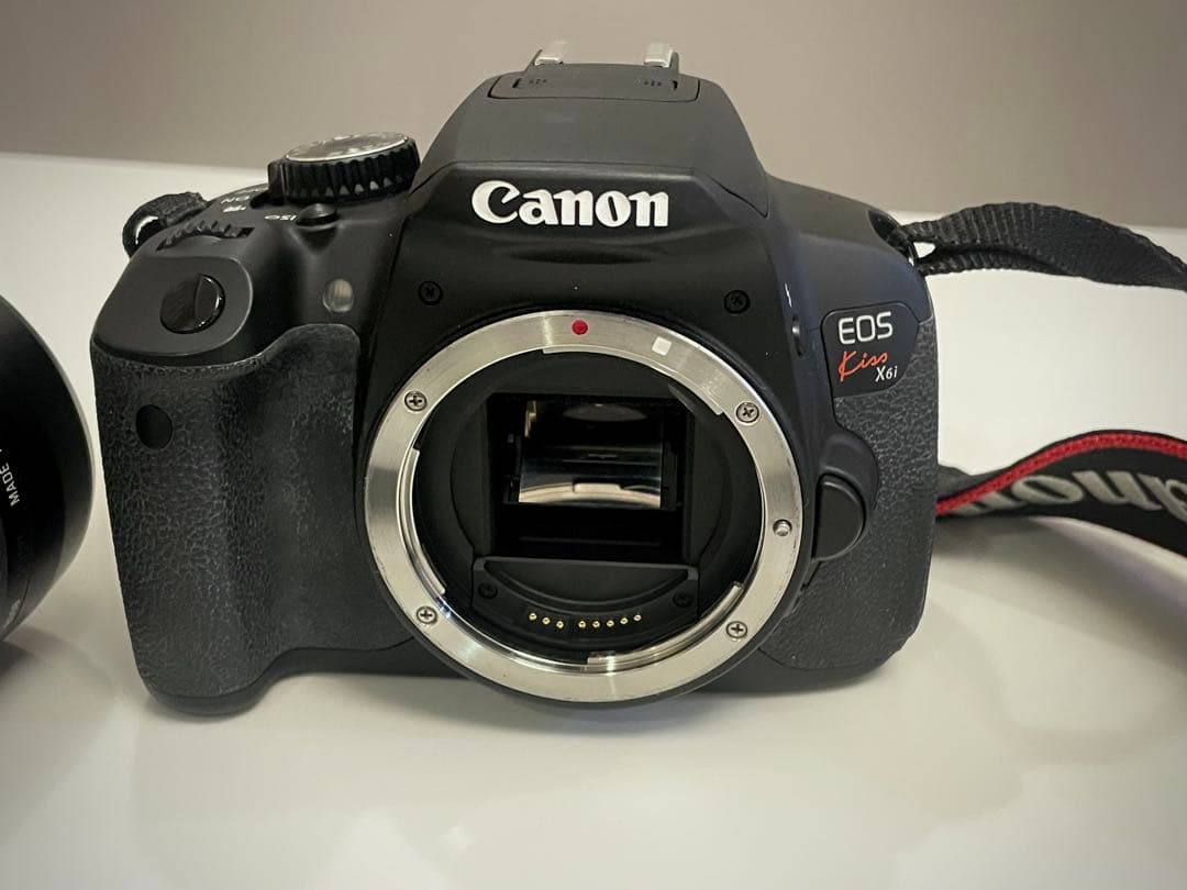 Canon EOS Kiss X6i デジタル一眼レフカメラ&TAMRONレンズ