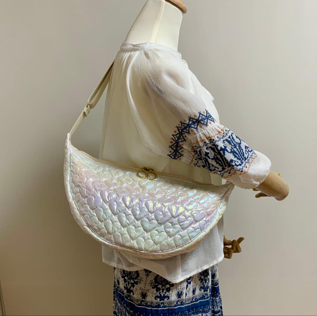 hinaページ　大きなラウンドショルダーバッグ3点