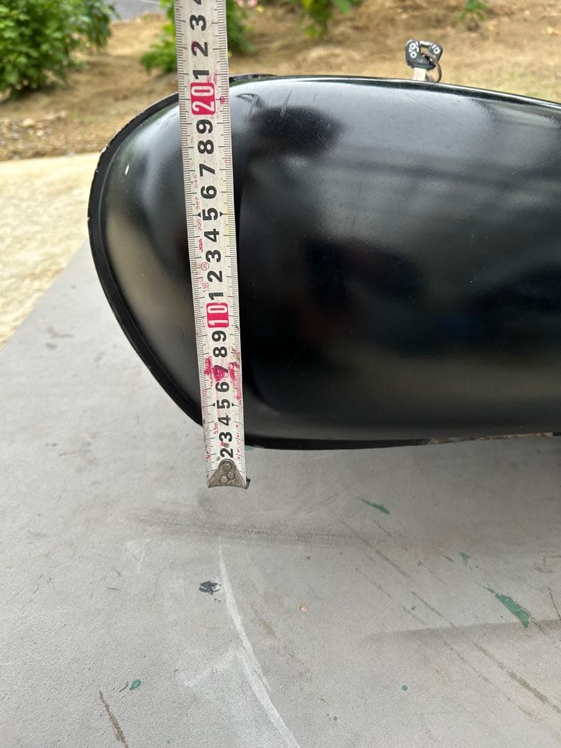 ブラックバイクタンク 鍵付き