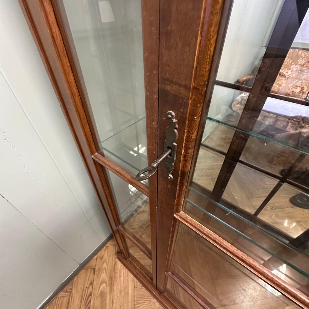 木製アーチ型　アンティーク　ガラスキャビネット