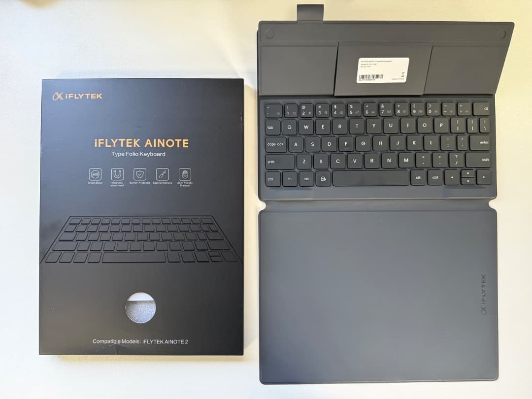 iFLYTEK AIRNOTE 2と専用キーボードケース