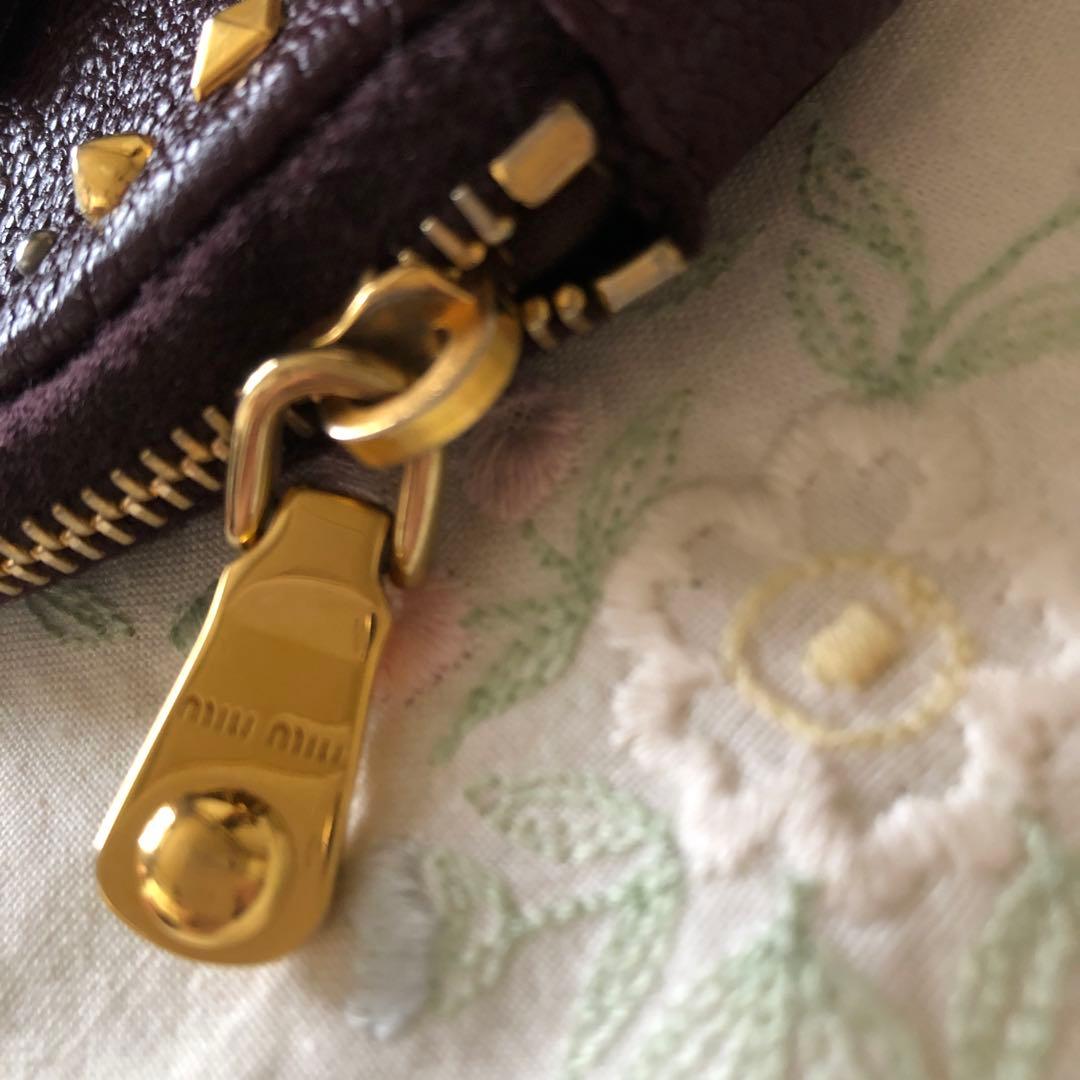 ミュウミュウ スタッズ付きハート型ケース　ビジュー　キーホルダー