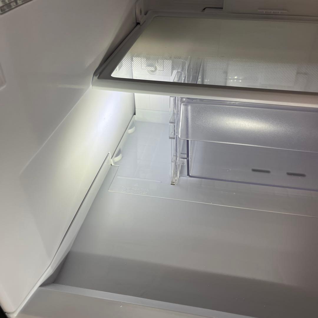 HITACHI 冷蔵庫 R-V32TV 製氷タンクなし　2024年製