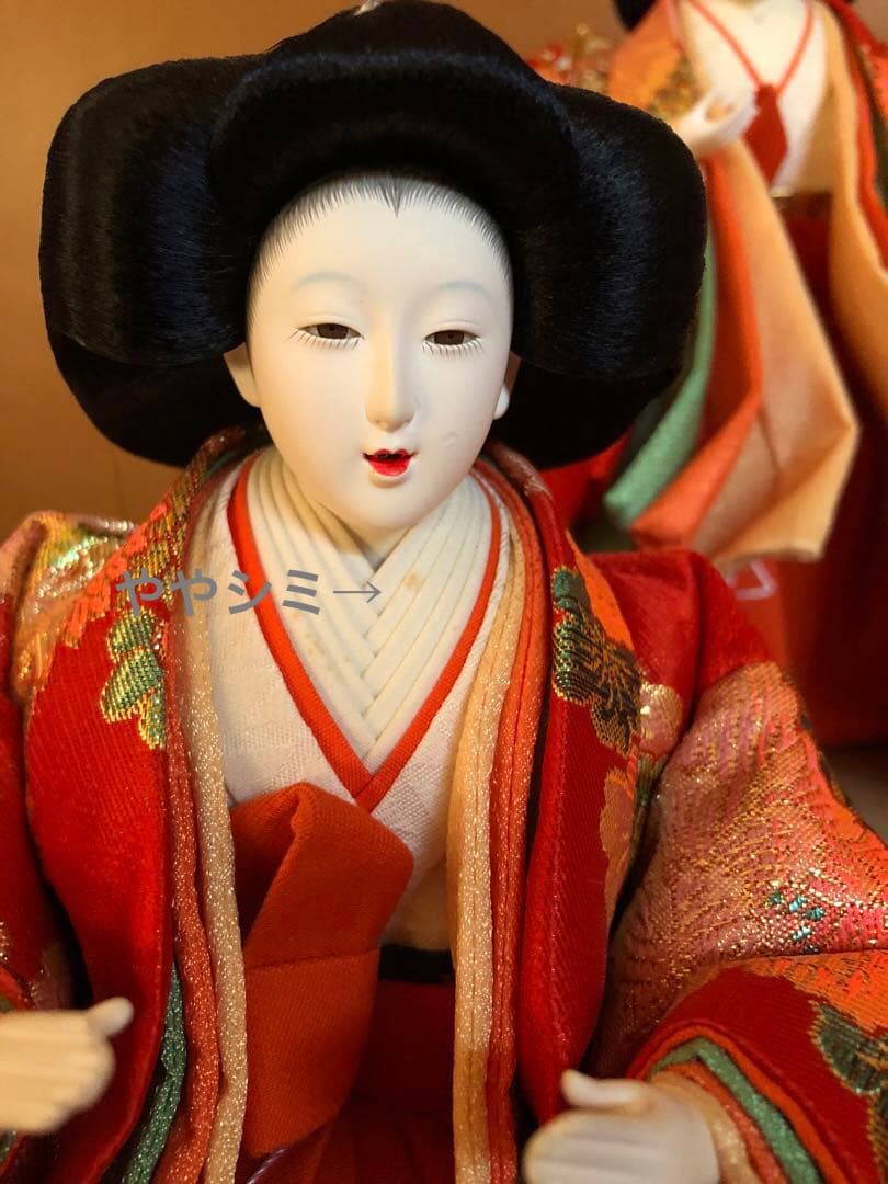 雛人形 伝統的な衣装　官女のセット