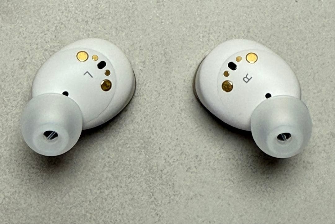 B&W (バウワース アンド ウィルキンス) Pi8