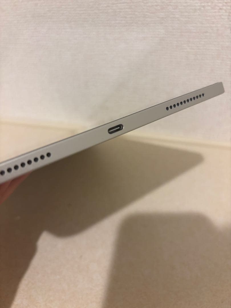 Apple iPad 第10世代 64GB(シルバー)/カバー+ペンシル付き