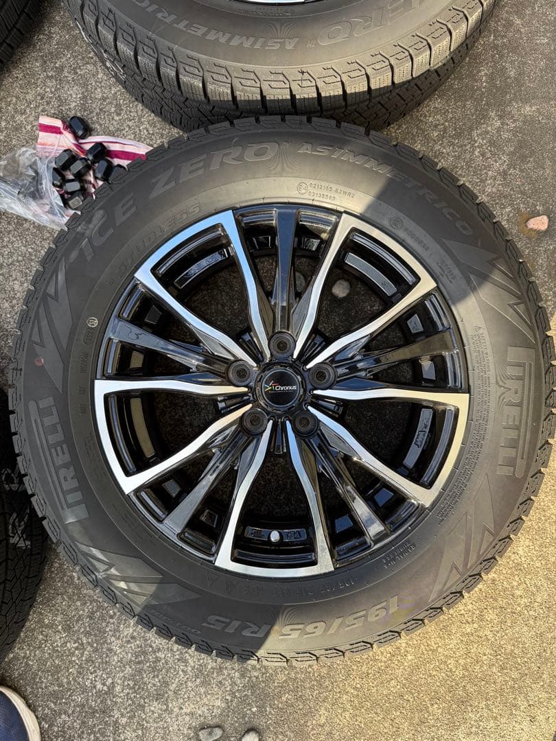 【1シーズンのみ】15in スタッドレス＋ホイール4本｜ピレリ ICE ZERO