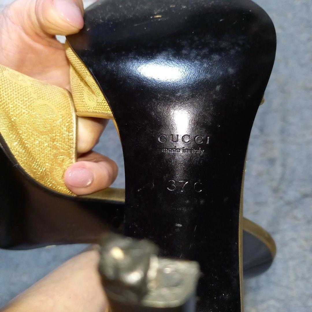 GUCCI ゴールド ハイヒールサンダル