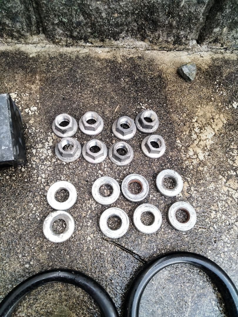 ハイエース　玄武　2インチ　ローダウン　ブロック