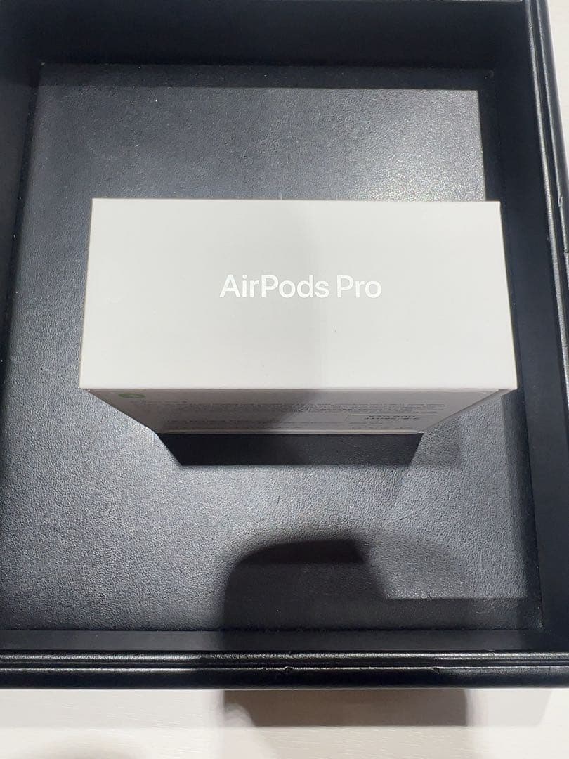 Apple AirPods Pro 3 本体 ホワイト