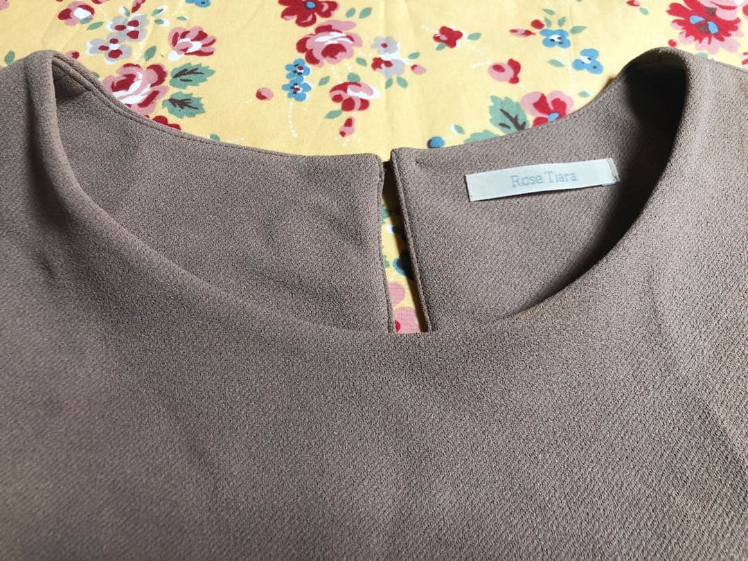 美品ローズティアラチェック切替ドッキングチュニックワンピ大きいサイズ46ベージュ