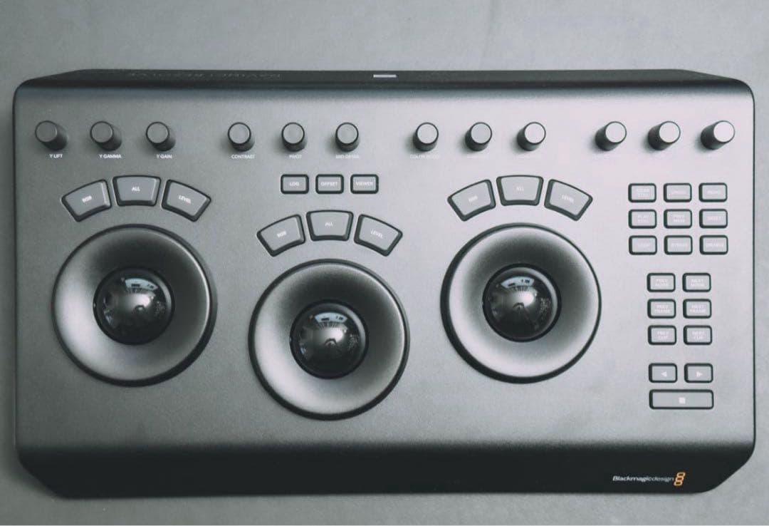 【最終週末セール】DaVinci Resolve Micro Panel