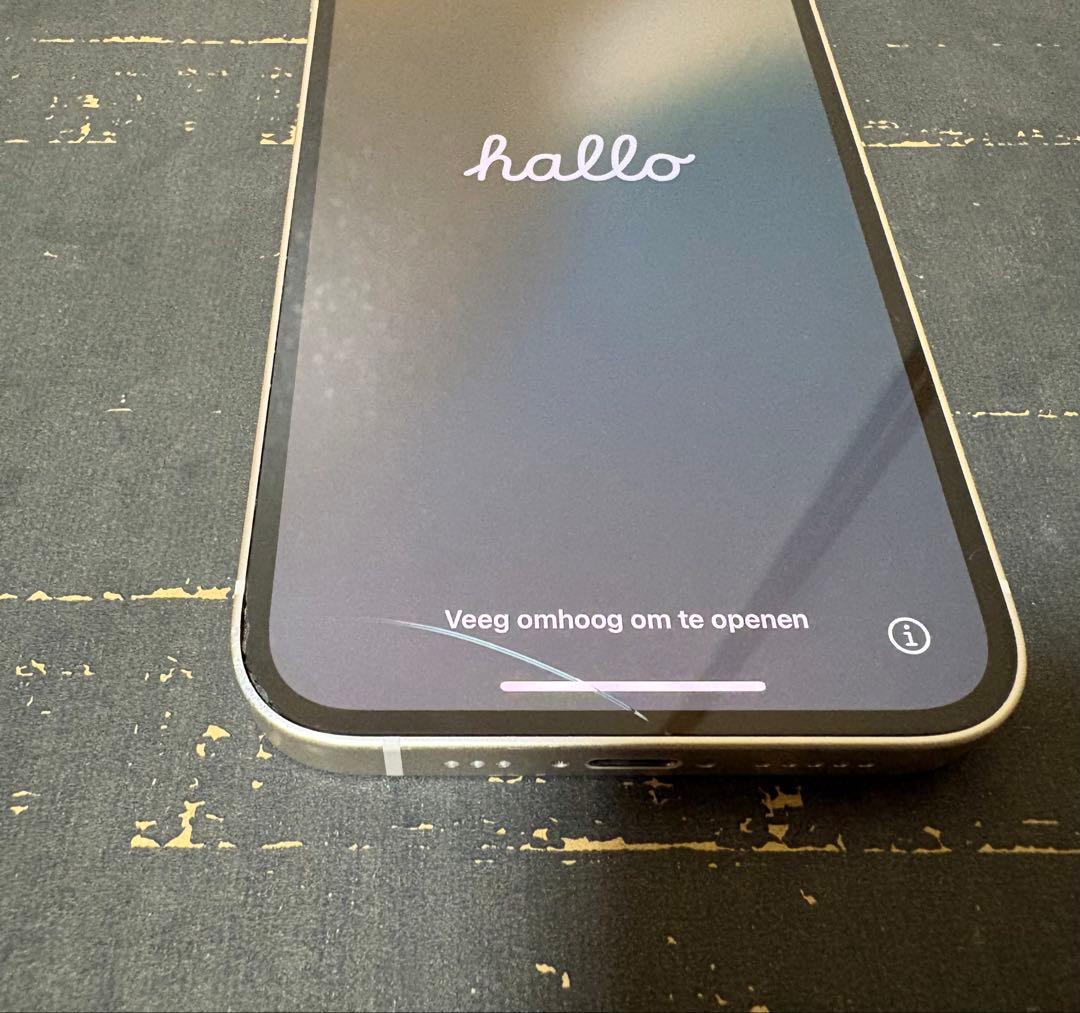 iPhone14 256GB スターライト 本体