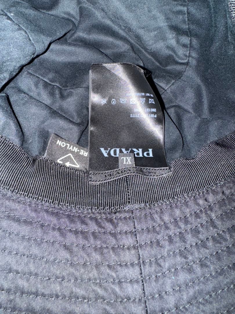 PRADA ブラック バケットハット ナイロン　XL