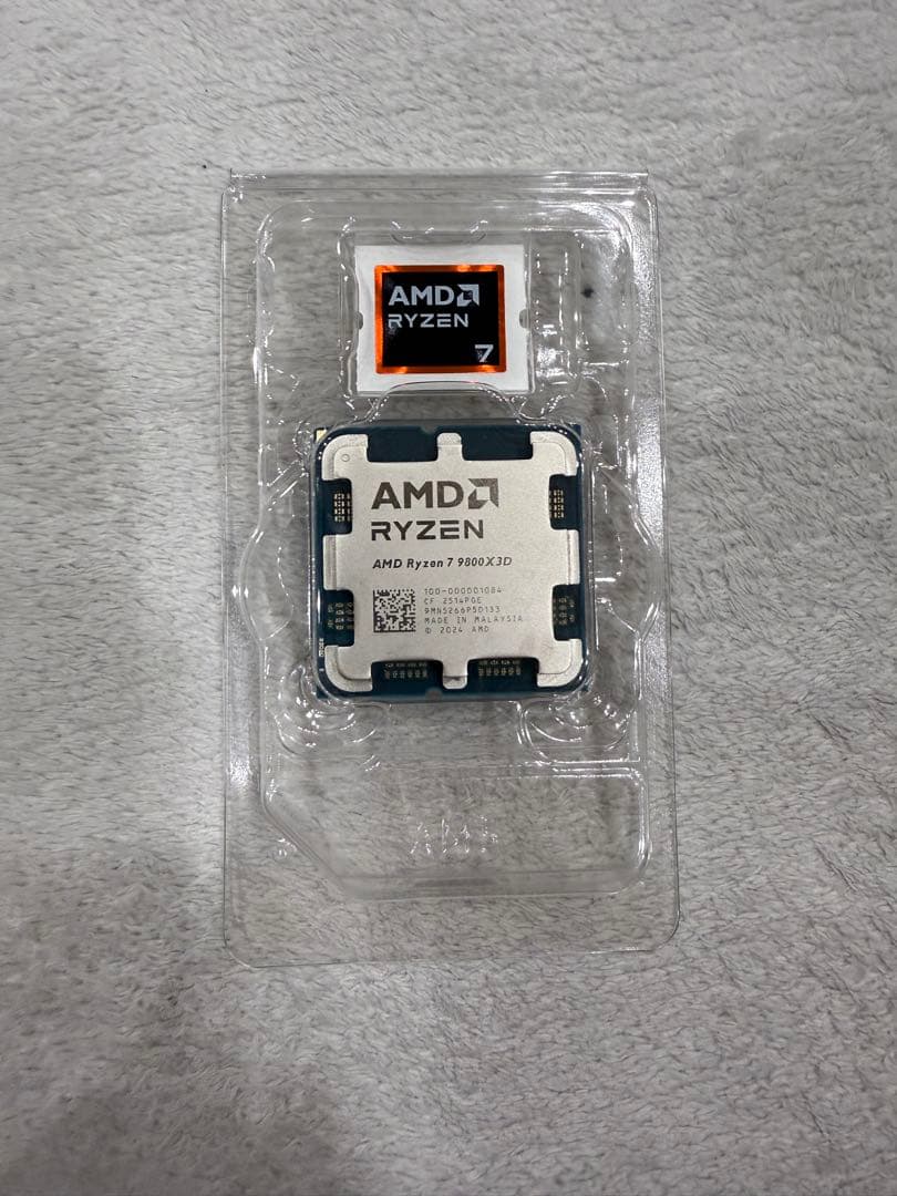 AMD Ryzen 7 9800X3D BOX ほぼ新品