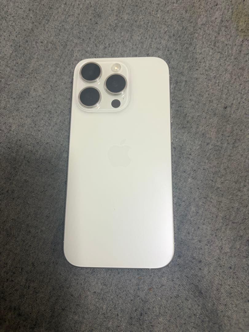 Apple iPhone 15Pro ホワイト128GB