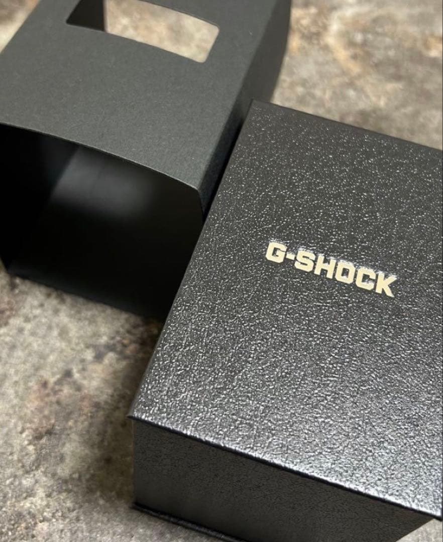 G-SHOCK GA-2100MNG-2AJR 青 ※本製品の箱ではありません。