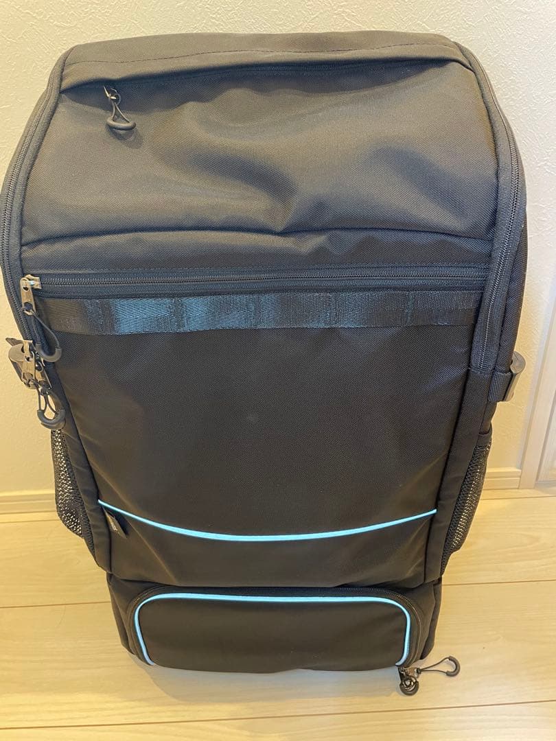 ワークマン　フォーミュラスクエアバッグ