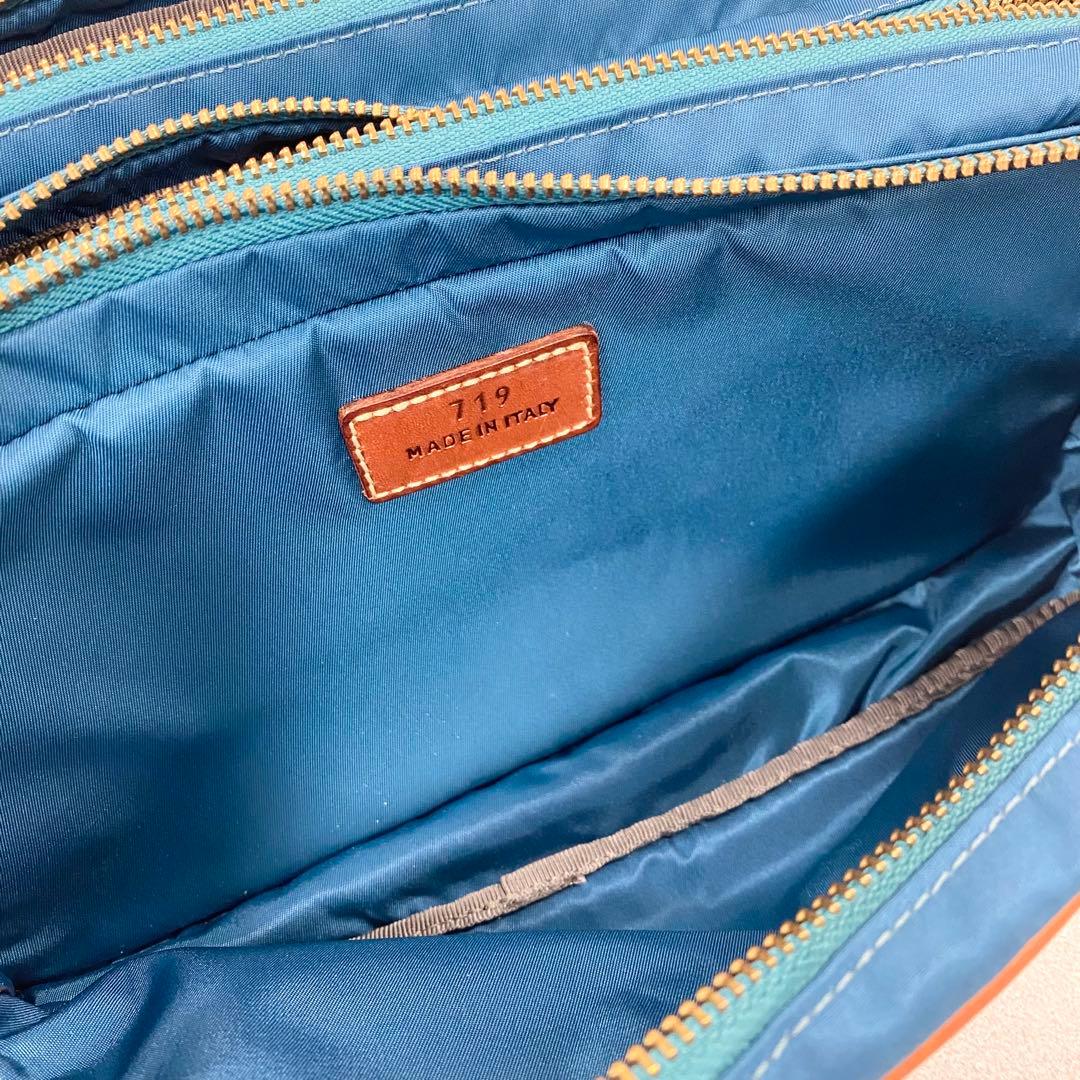 felisi フェリージ　多機能バッグ