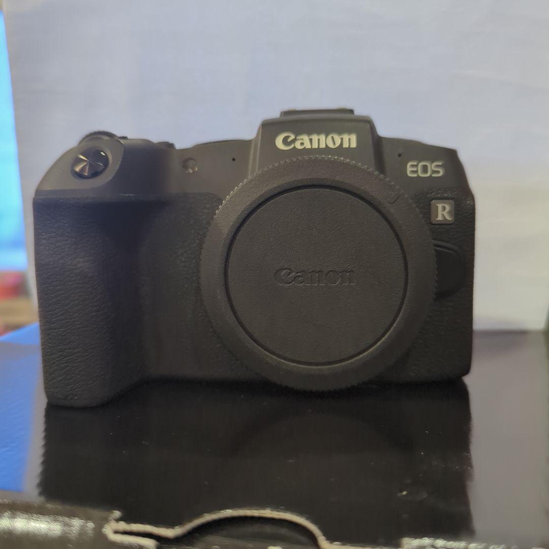美品Canon EOS RP ミラーレスカメラ 本体　最安値