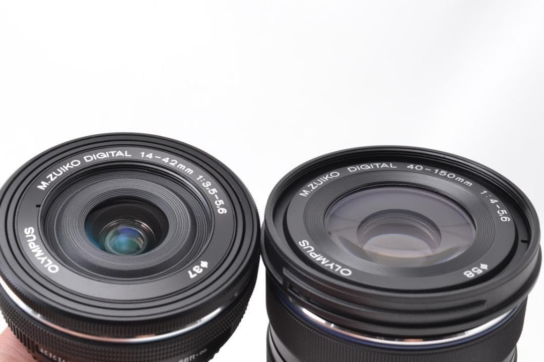 ■ ほぼ新品 ■ オリンパス　OM-D E-M10 Mark Ⅲ ダブルズーム