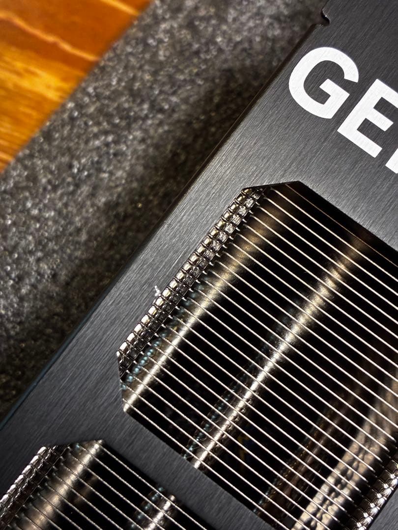 a*k様 PNY GEFORCE RTX 4070 Ti SUPER グラフィッ