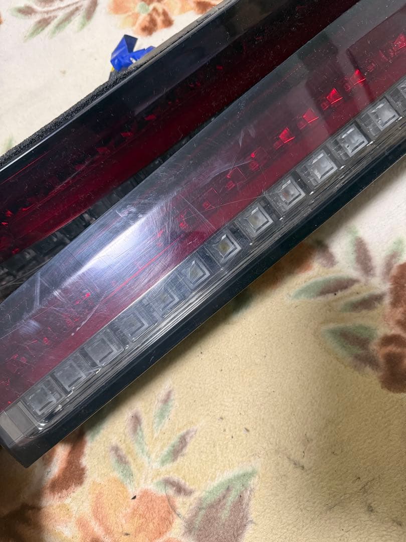 reiz da17w フルLEDスモークテールランプ　爪折れあり