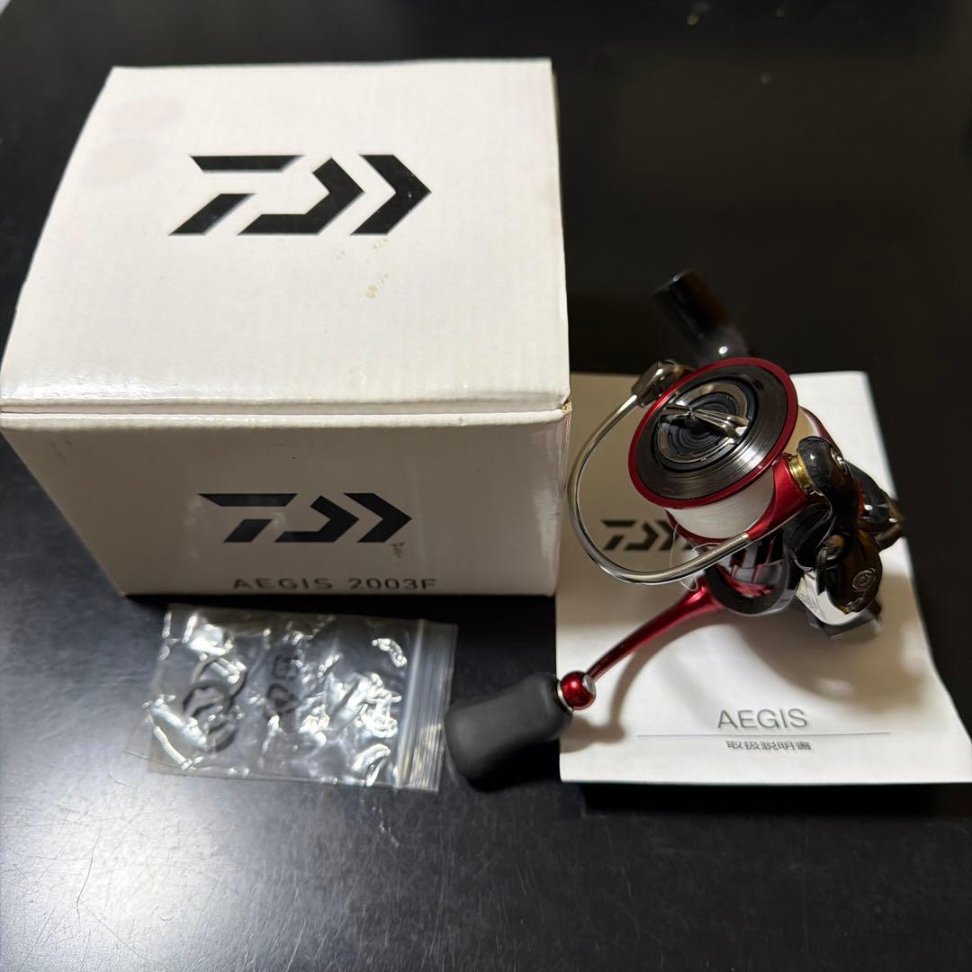 し*い様 （他出品とセット販売可能） 中古美品　ダイワ　17イージス2003F