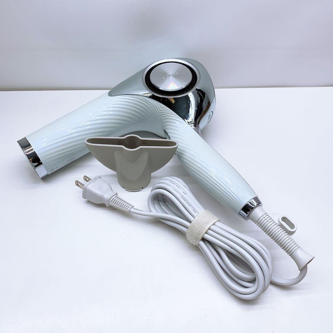 美品⭐️ノズル付き　Refa リファ ビューティック ドライヤー プロ MTG