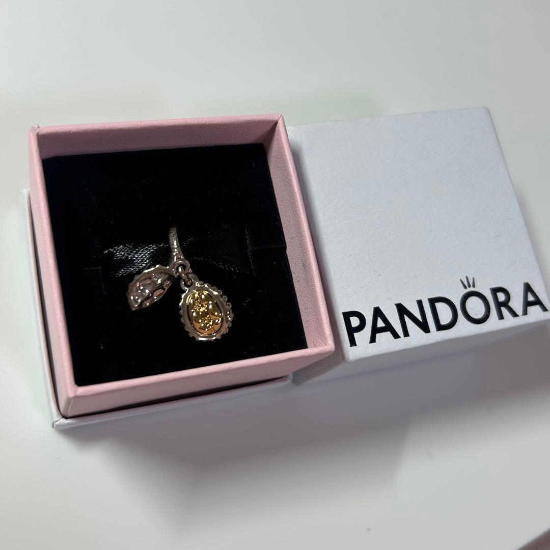 【未使用品】【海外限定】pandora チャーム ドリアン