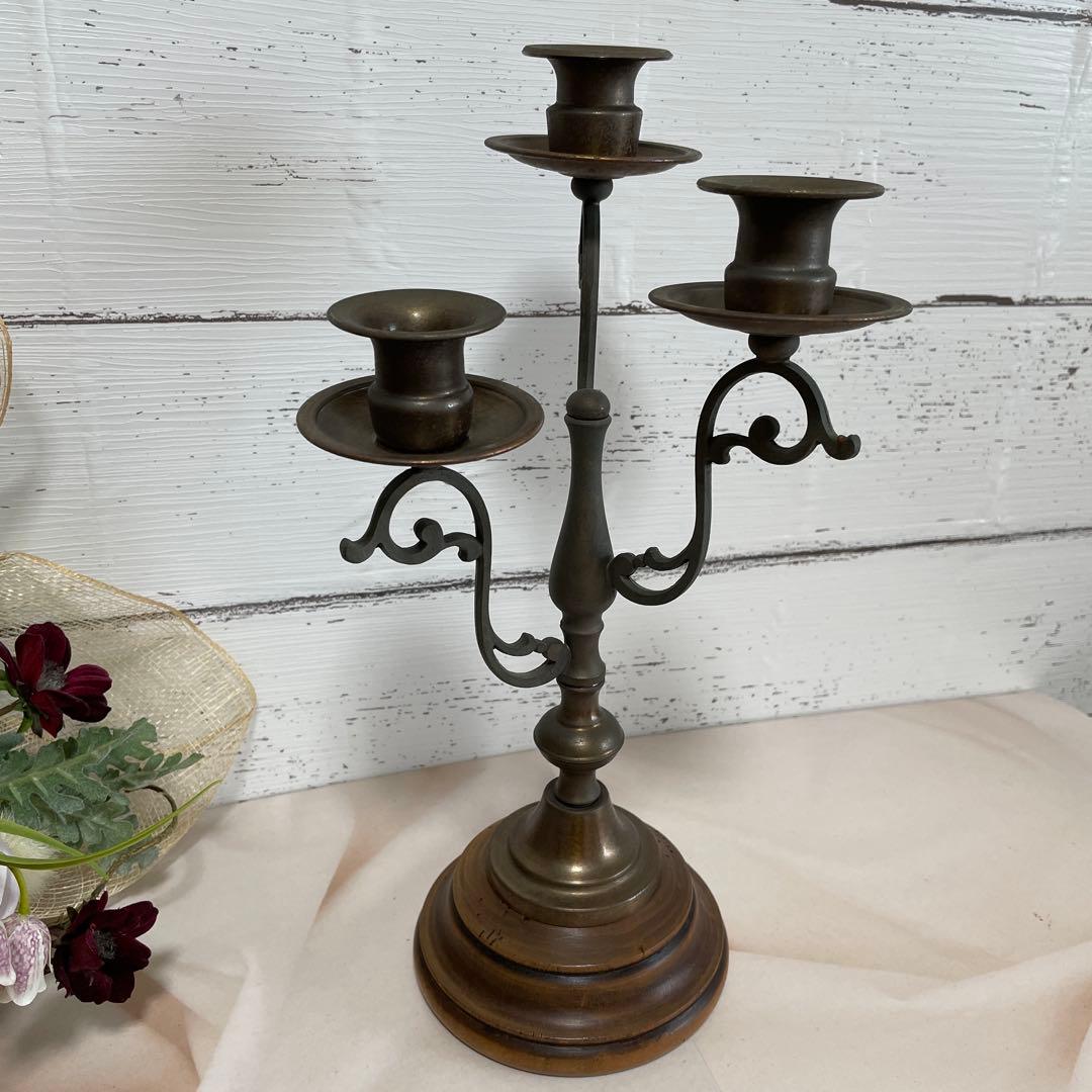 アンティーク　イタリア製　3灯式キャンドルスタンド　ブロンズと木目の燭台