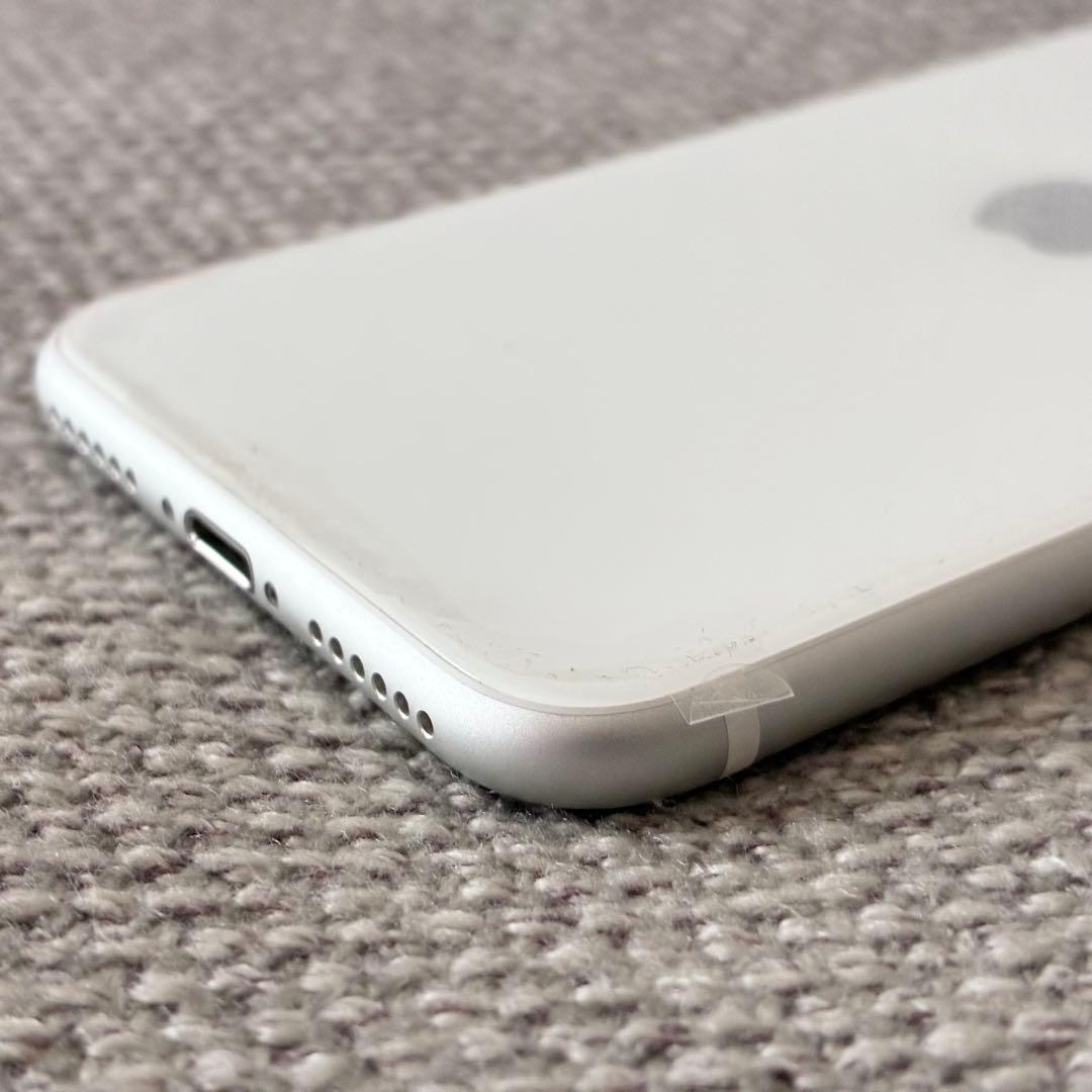 Apple iPhone SE2 第2世代 ホワイト 64GB SIMフリー