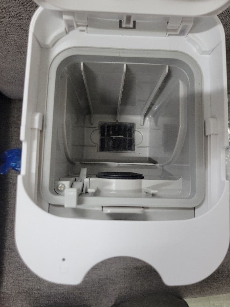 パナソニック セパレート型コードレススティック掃除機 MC-NS10K　中古