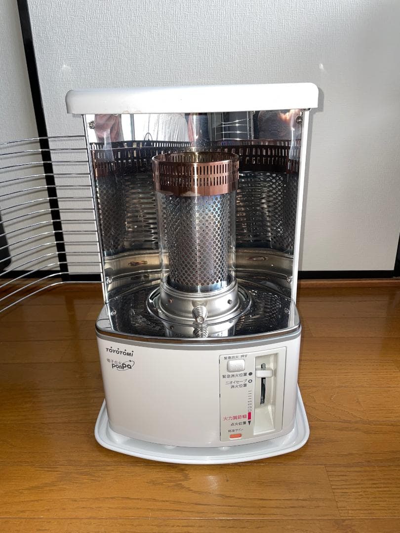 【美品】トヨトミ 石油ストーブ RS-H2900