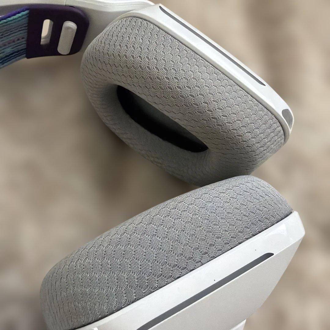 【匿名配送】Logicool G ゲーミングヘッドセット G733-WHr