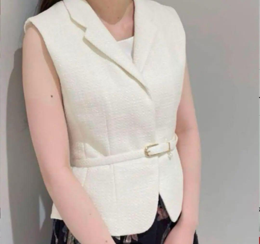 CELFORD 新品未使用　ベルト付きペプラムショートジレ　セルフォード　MIX