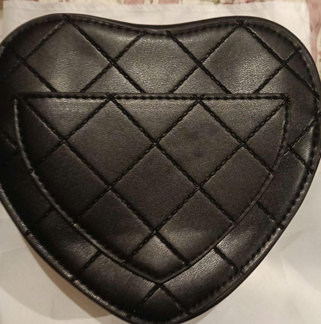 CHANEL ハート型 ブラック バッグ VIPノベルティ